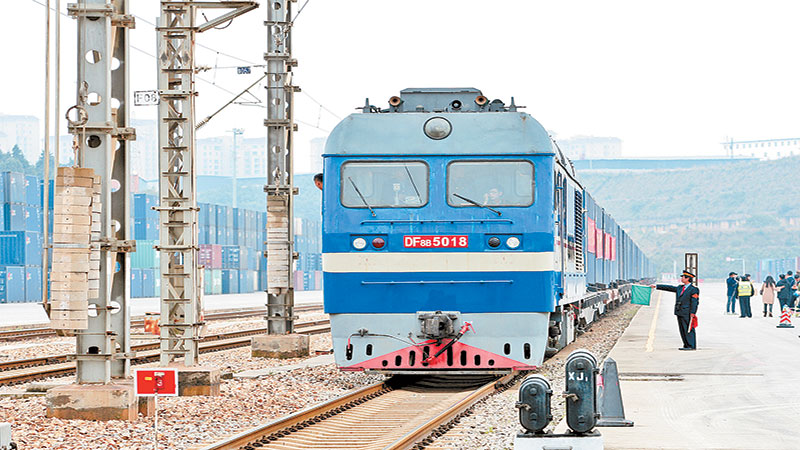 First Yunnan-Central Asia sea-rail transport departs from Kunming