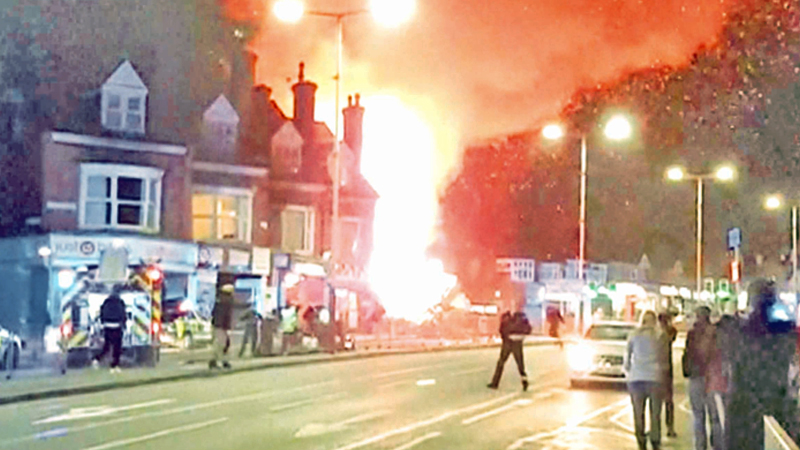 4 people confirmed dead
in Leicester explosion