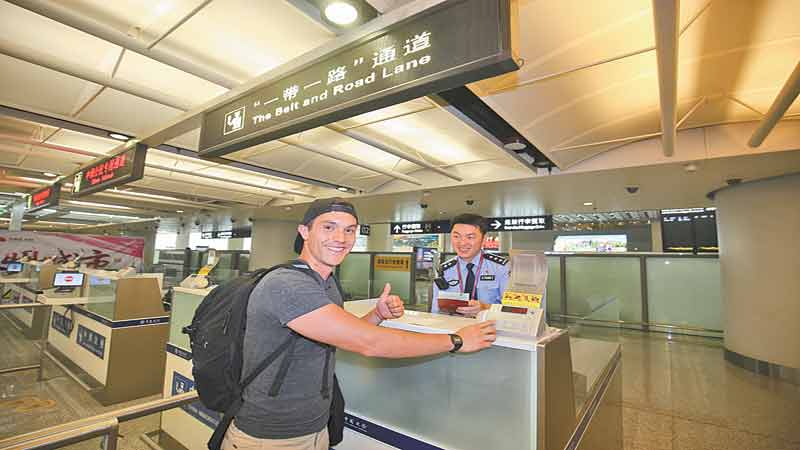 Kunming Airport
launches Belt and Road Lane
