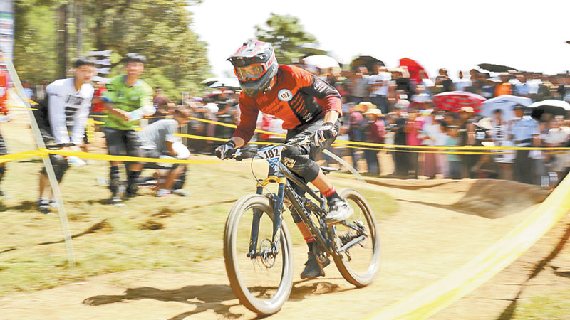 First Longling mountain bike race concludes