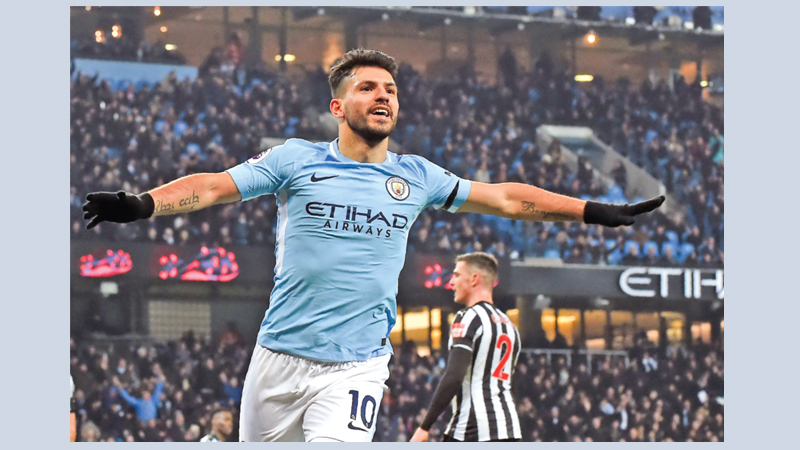 Aguero treble gets Man City back on track