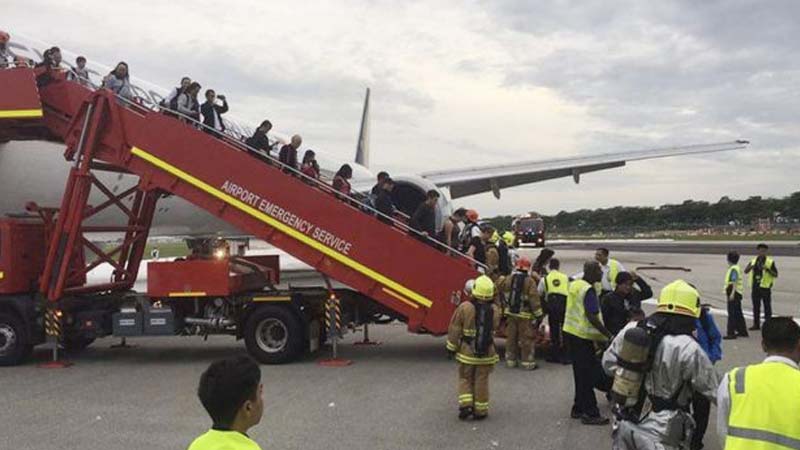 Asia airlines hit as Turkish jet 
strike sparks geopolitical fear