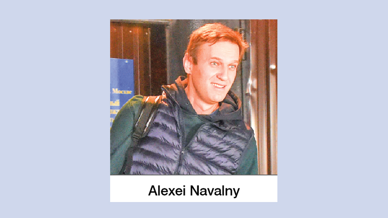 Putin foe Navalny freed from jail 