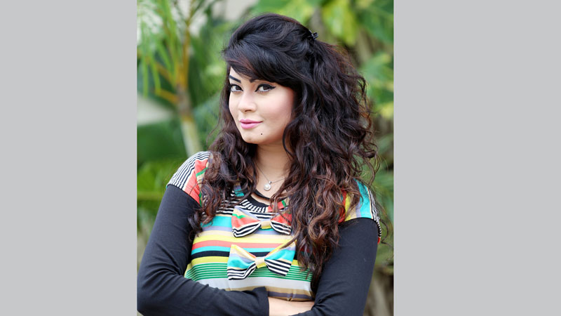 Alvee in 5 drama serials