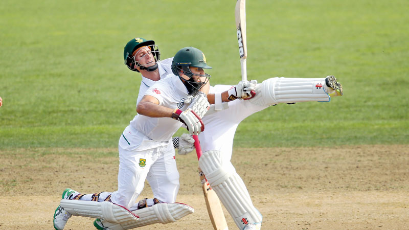 New Zealand rip out S Africa’s top order