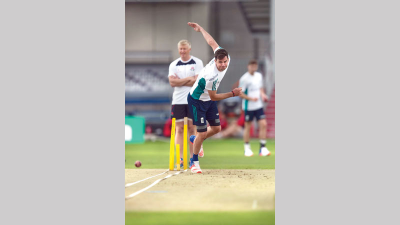 England recall Anderson, Stokes