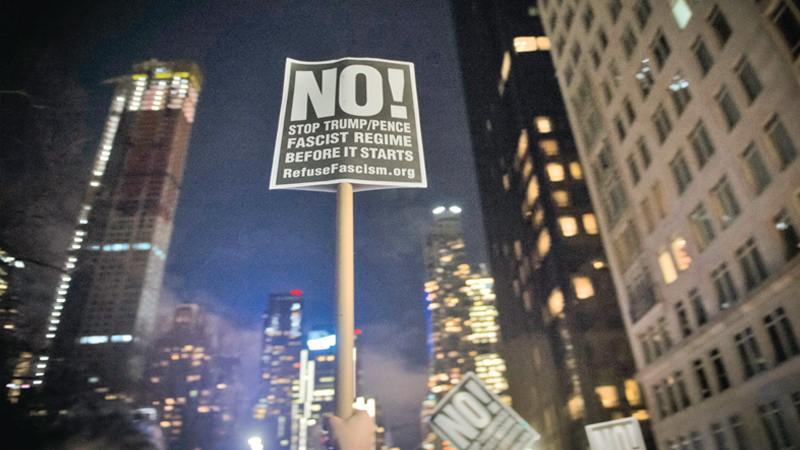 Anti-Trump protesters, attendees clash at Washington ‘Deploraball’