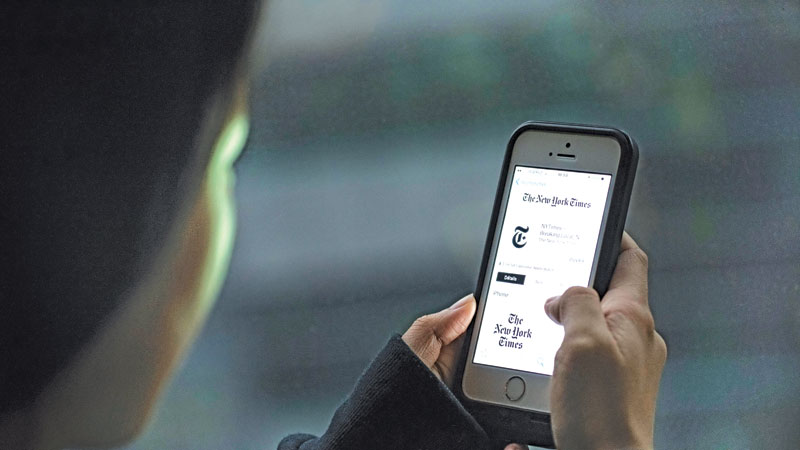 Apple removes New York Times 
app from China store