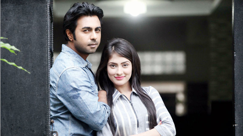 Apurba, Mehazabein together in music video