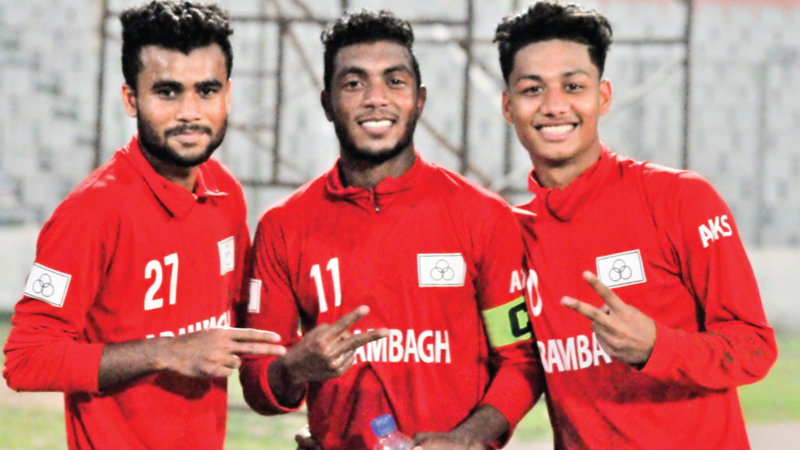 Arambgah bring down Abahani to earth