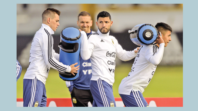 Argentina players polishing skills
