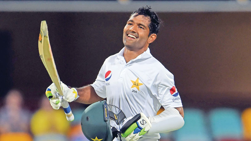 Pakistan resist Australia’s victory drive
