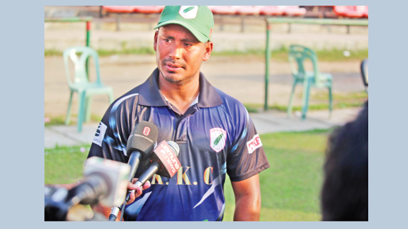 Ashraful, Tasmul tons propel Kalabagan to down Agrani