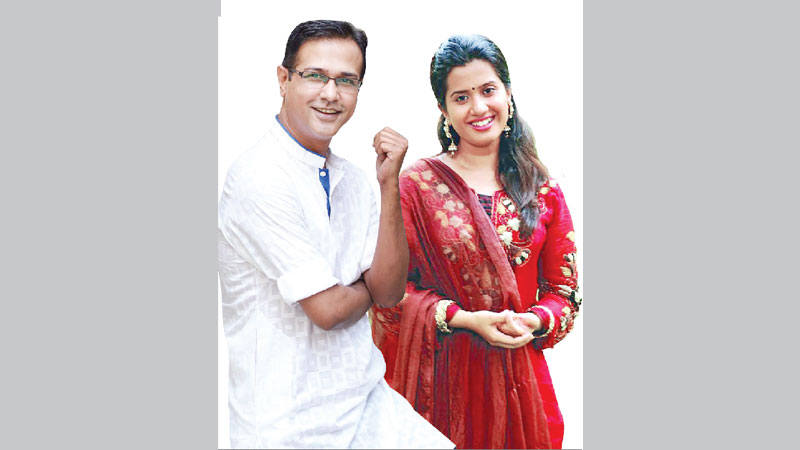 Two popular singers come up with music videos in New Year