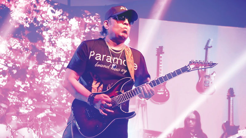 Ayub Bachhu enthrals audience with guitar 