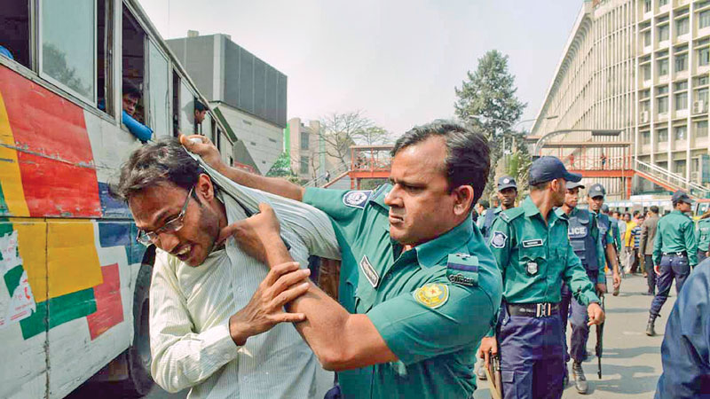 Deprived BCS candidates block road 