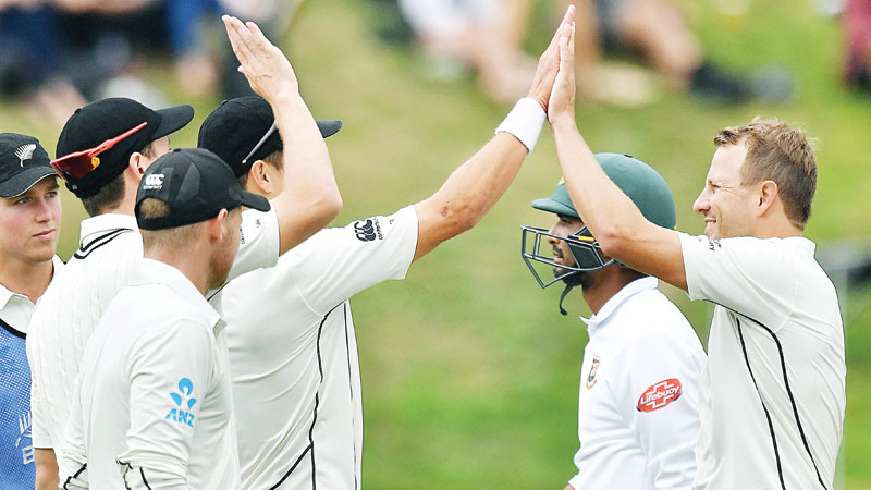 Wagner wallops 
Bangladesh 