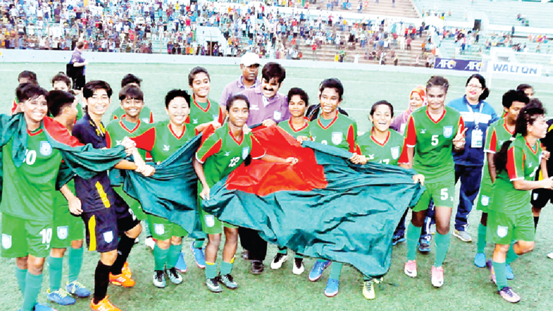 Bangladesh storm into second round
