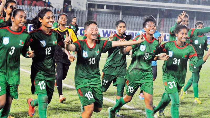 Bangladesh dump Singapore