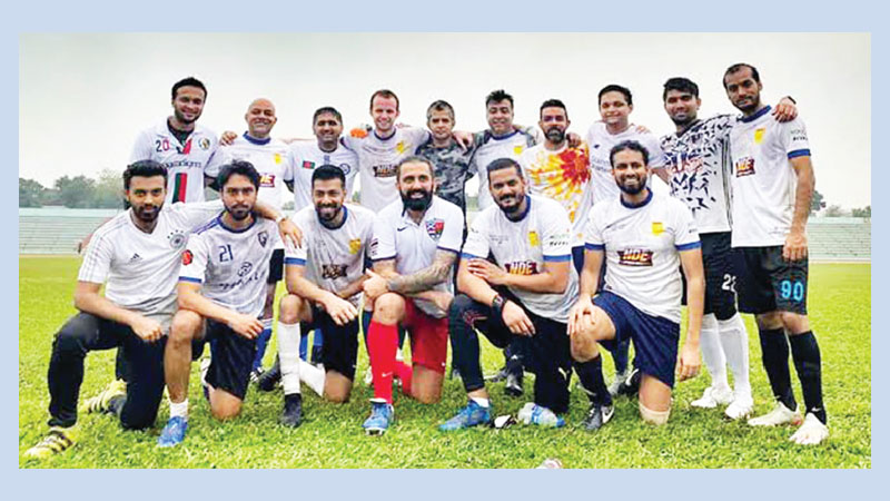 Banned Shakib 
turns footballer