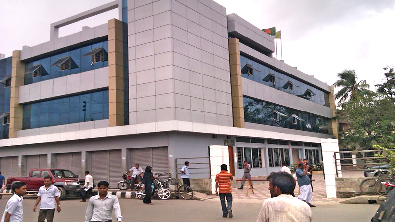 Tk 73 crore Barisal development work in legal tangle 