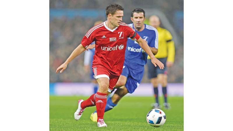 Beckham sympathises with Zizou, Vieira 