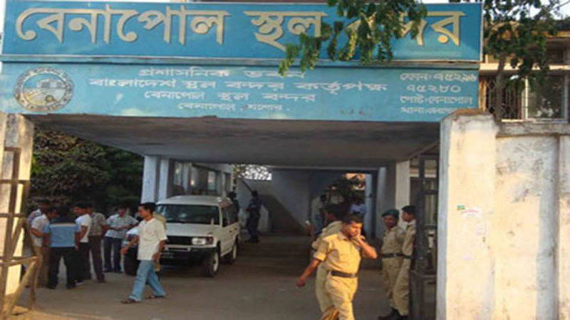 Trade thru� Benapole land port halted