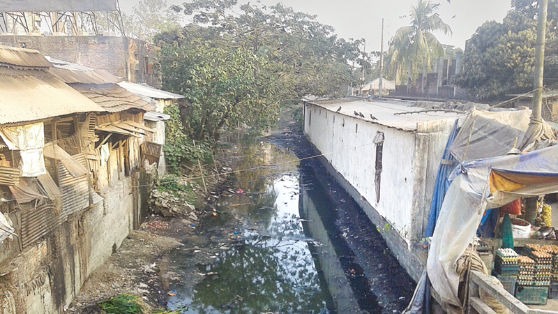 No initiative yet to demolish illegal structures  