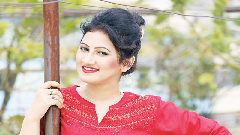 Bristy to share same stage with Runa Laila in S�pore