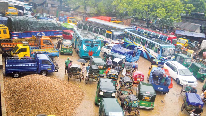 Under-construction flyovers 
add to Ctg peoples woes 