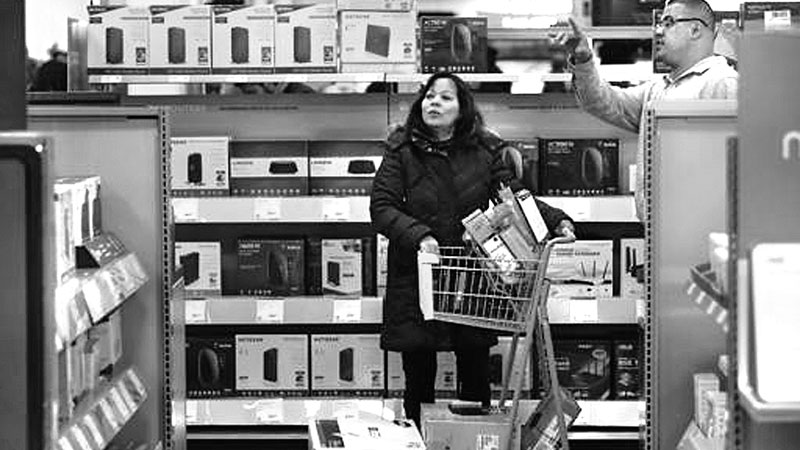 China economy weighs on consumer tech spending