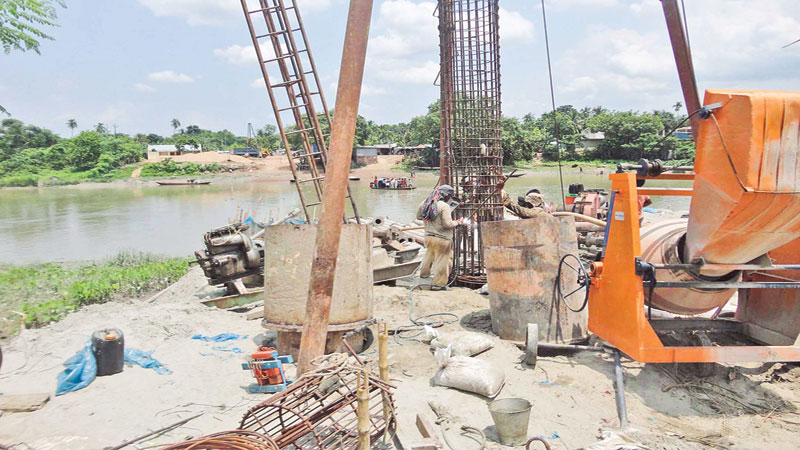 Construction of Narail Chitra bridge progresses
