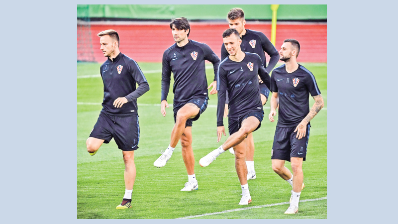 Croatia look to Modric to carry 
them through against England