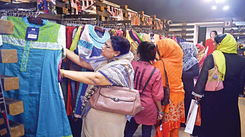 Ctg people on Eid shopping spree 