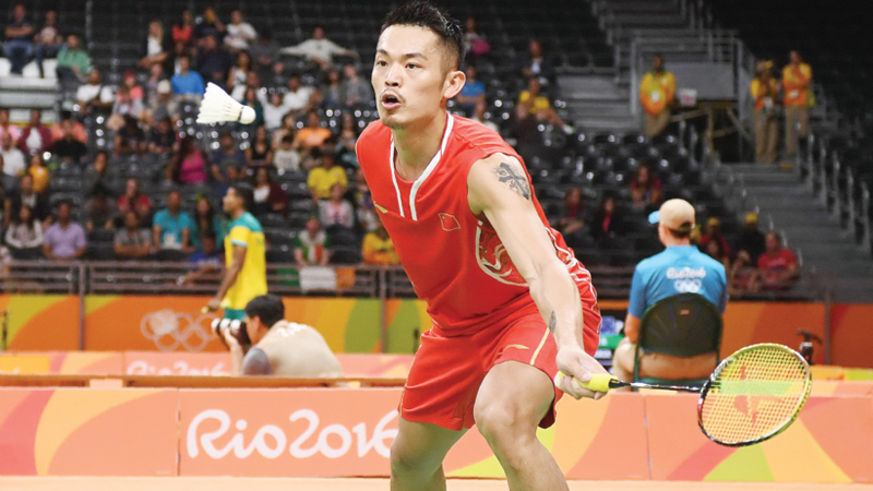 Golden-shoed Lin avoids Rio slip-up