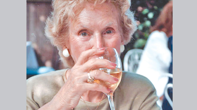 Daily glass of beer, wine might do 
a heart good