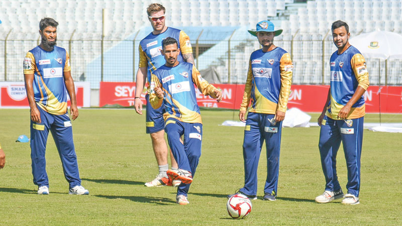 Dhaka aim to retain top position