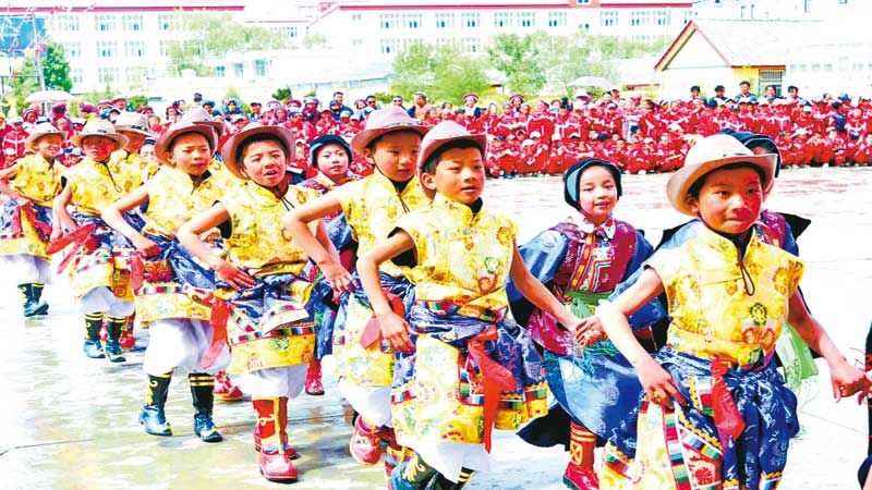 Diqing leading Tibetan autonomous prefectures in development