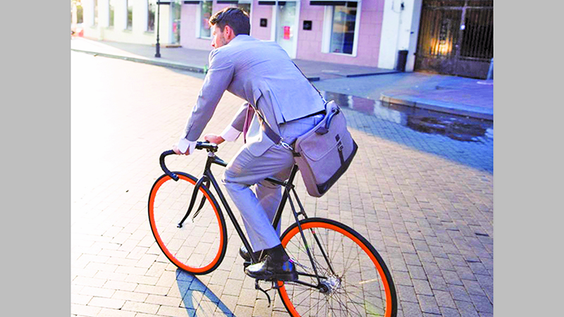 Do your heart a favour: Bike, walk to work