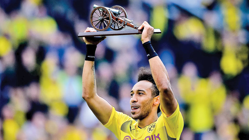 Dortmund seal Champs League berth