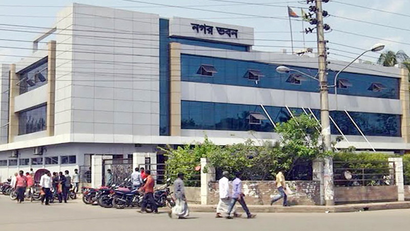 EC alerts 4 including two imams in Barishal