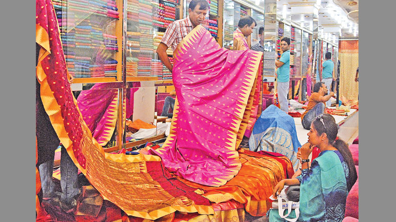 Eid shopping gains momentum