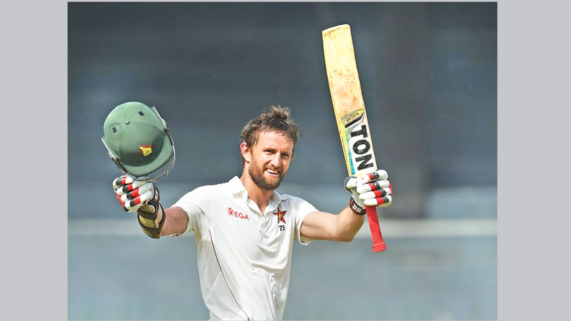 Ervine ton lifts Zimbabwe
to a healthy position