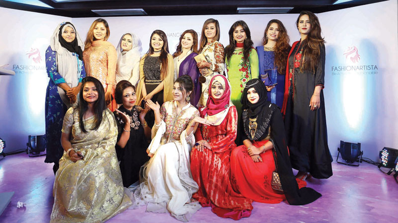 Hangout with Fashion Artista 