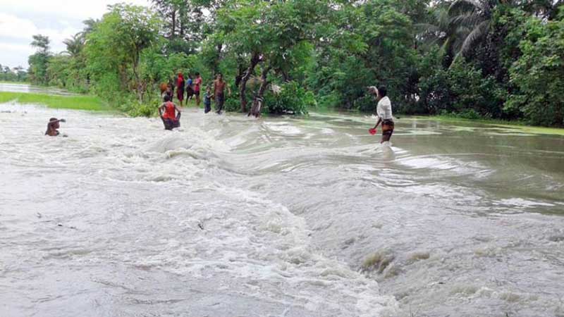 Flood situation worsens as rivers rise in northern districts 