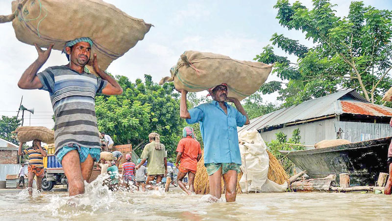 Flood situation worsens in central, southern regions