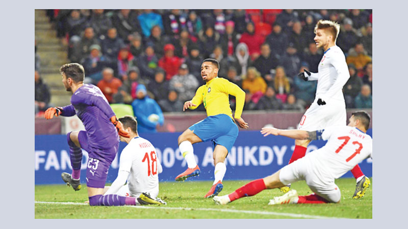 Gabriel Jesus brace takes Brazil to 3-1