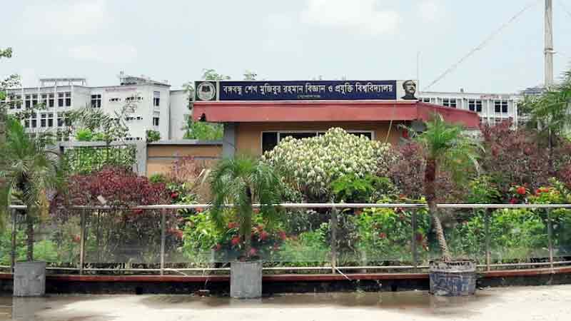Journos demand resignation of  VC 