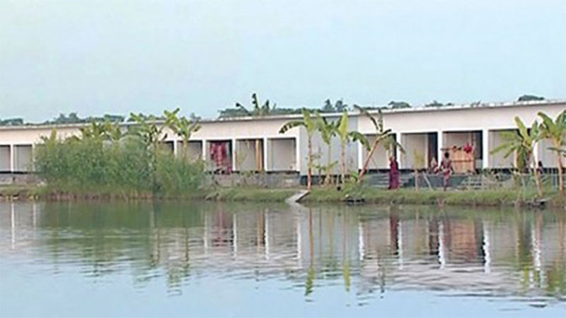 Govt constructs 139 buildings for climate refugees