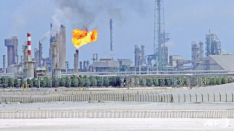 Gulf braces for austerity as oil income slump bites